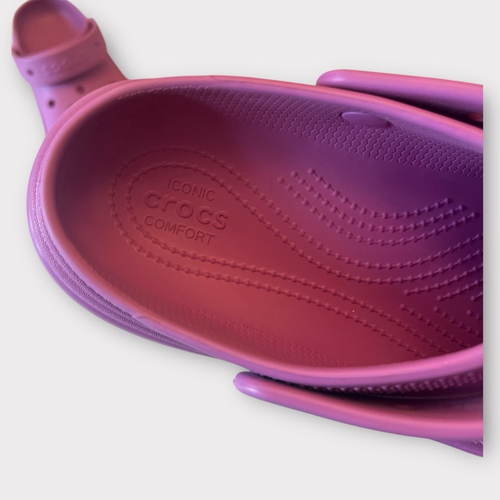 CROCS Platform Clogs in Lavender Purple - Picture 8 of 9